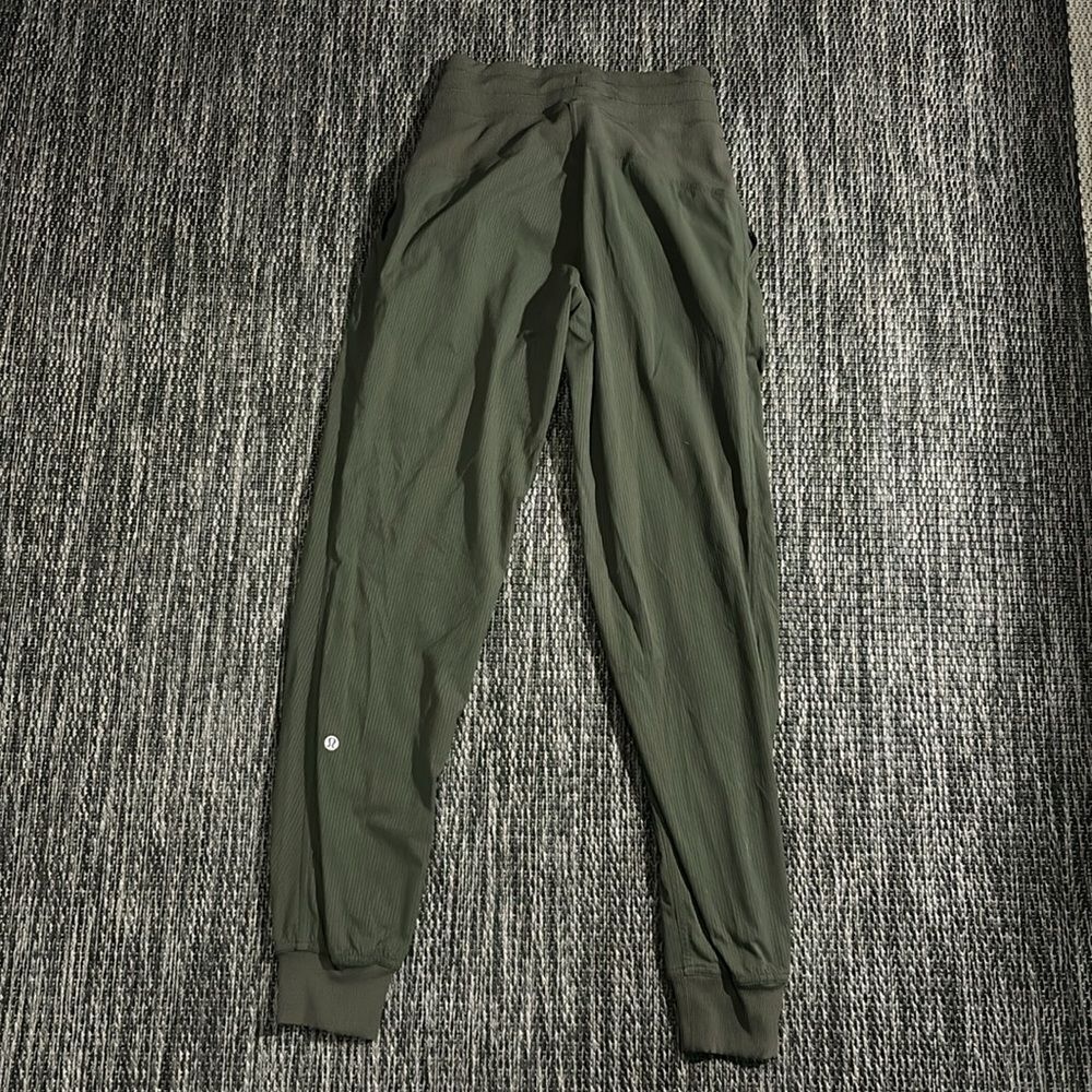 Lululemon Dance Studio Jogger *29” - Picture 2 of 6